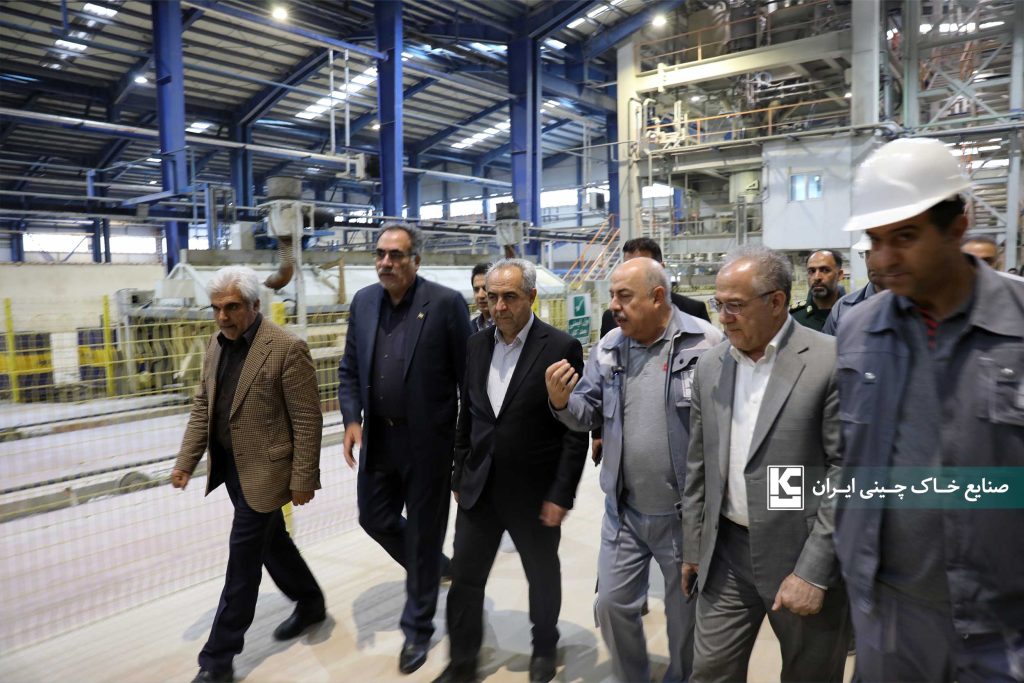 استاندار آذربایجان شرقی: شرکت صنایع خاک چینی ایران از واحدهای پیشران و بسیار فعال استان است استاندار آذربایجان شرقی: شرکت صنایع خاک چینی ایران از واحدهای پیشران و بسیار فعال استان است